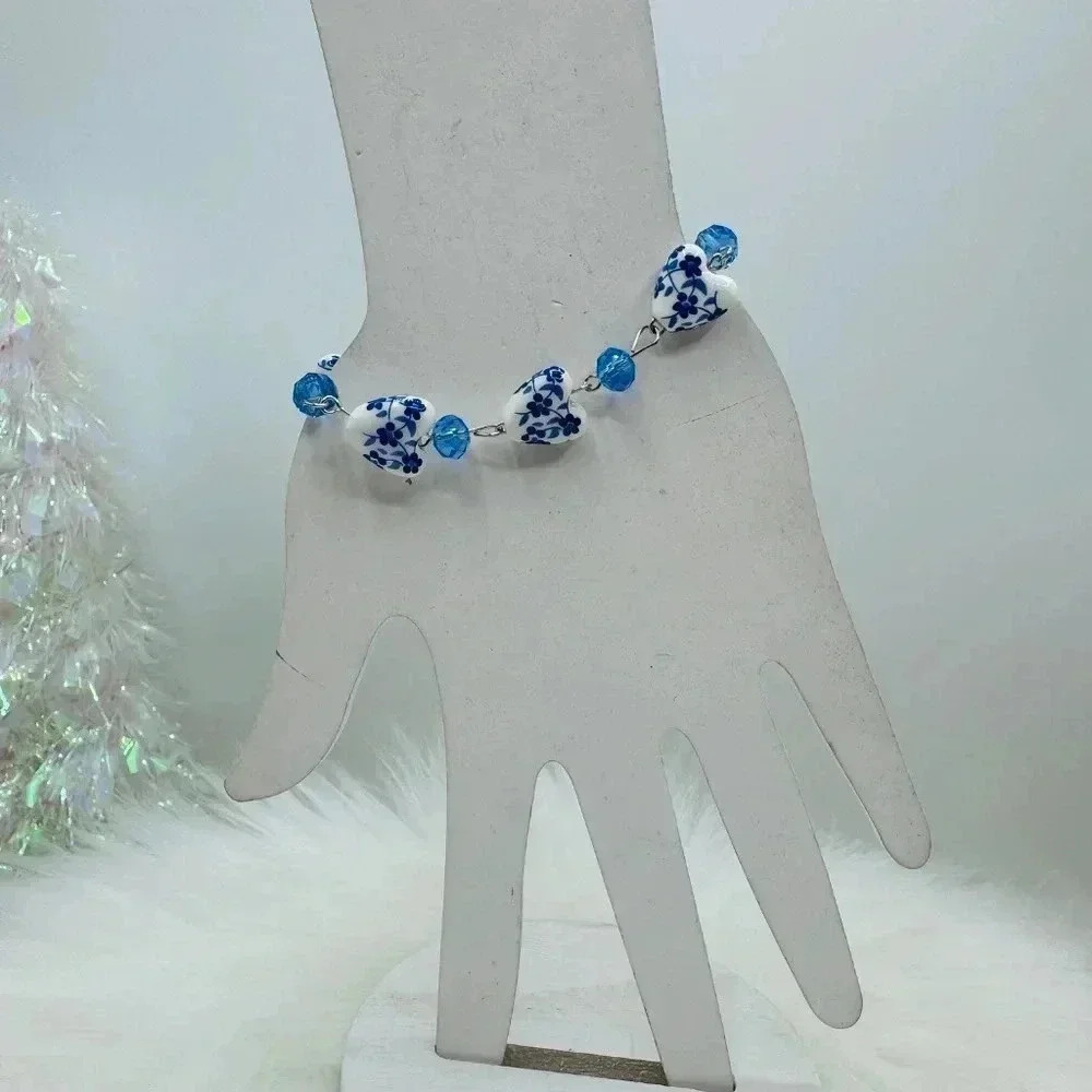 Blue & White Porcelain Heart Bead Bracelet - Picture 2 of 5